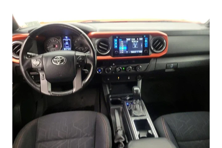 $27998 : Toyota Tacoma 2016 4x4 SR5 V image 9