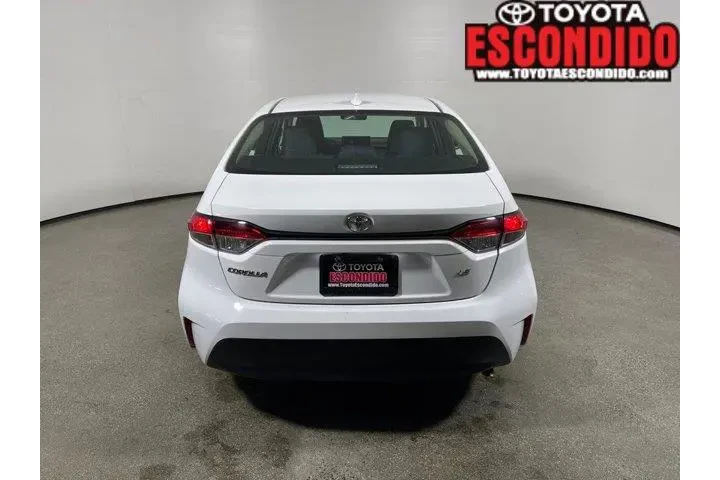 $23995 : Toyota Corolla 2024 LE 4dr S image 4