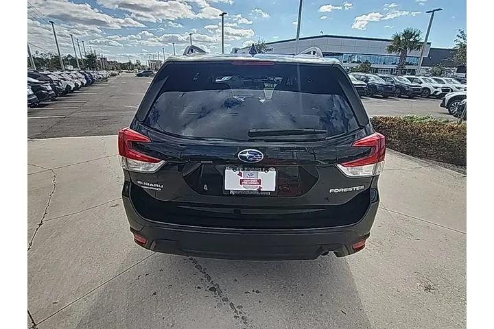 $24012 : Subaru Forester 2024 AWD Pre image 5
