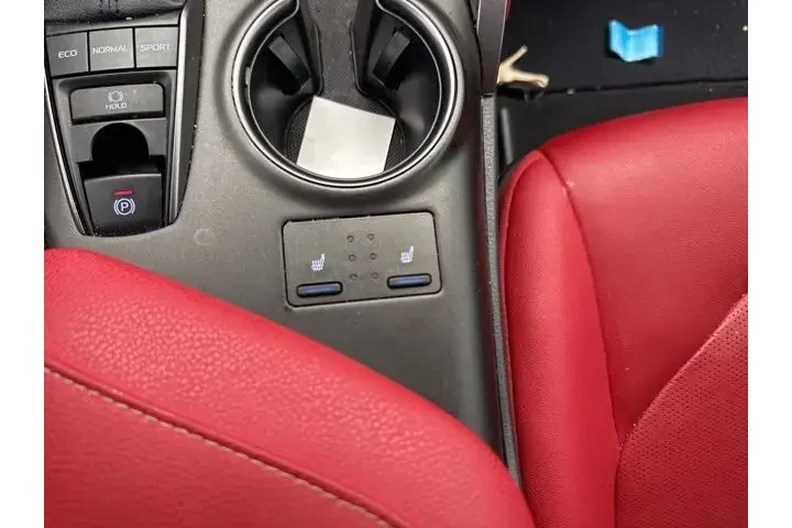 $28082 : Toyota Camry 2022 XSE 4dr Se image 10