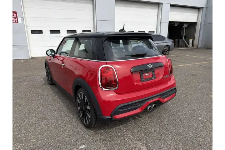 $24993 : MINI Hardtop 2 Door 2023 Coo image 5