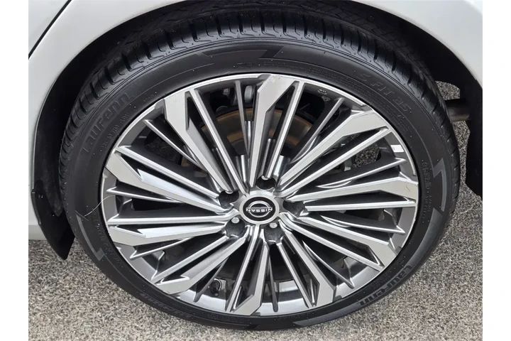 $19488 : Nissan Altima 2023 2.5 SL 4d image 10