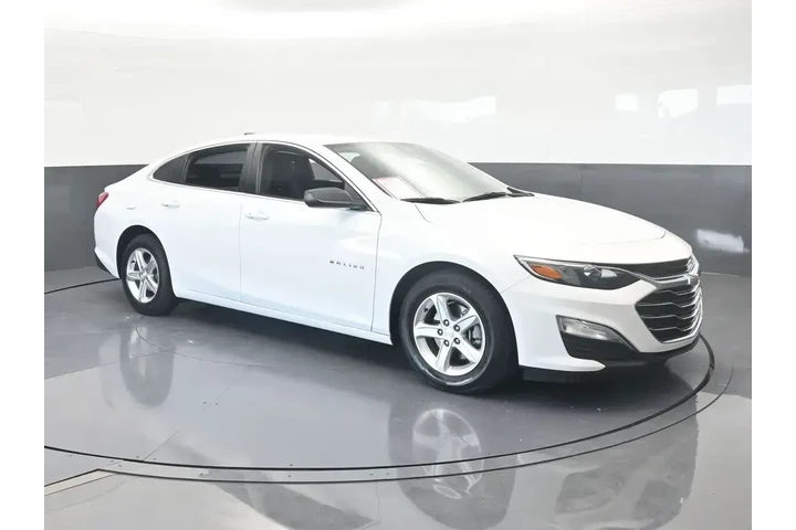 $12396 : Chevrolet Malibu 2022 LS 4dr image 8