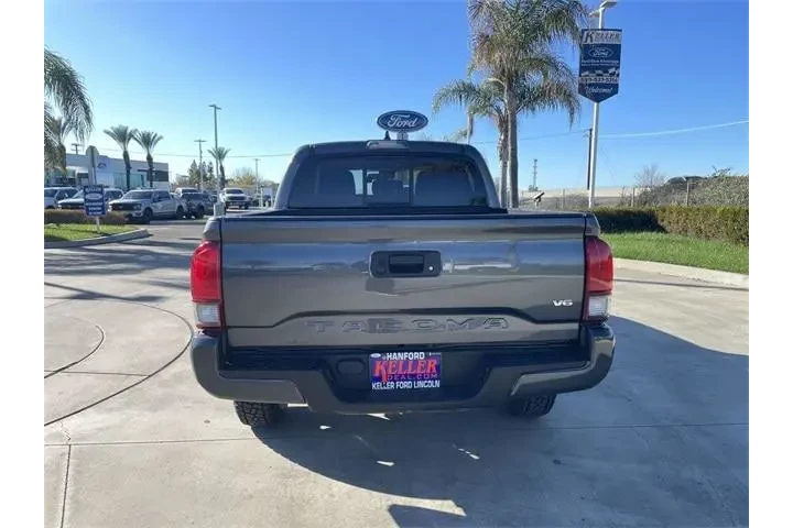 $27267 : Toyota Tacoma 2021 4x2 SR5 4 image 7