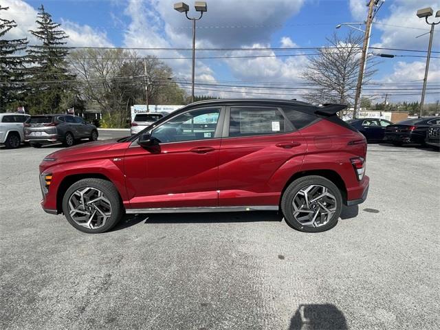 $29733 : PRE-OWNED 2024 HYUNDAI KONA N image 6