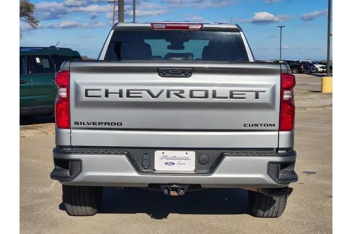 $32250 : Chevrolet Silverado 1500 202 image 9