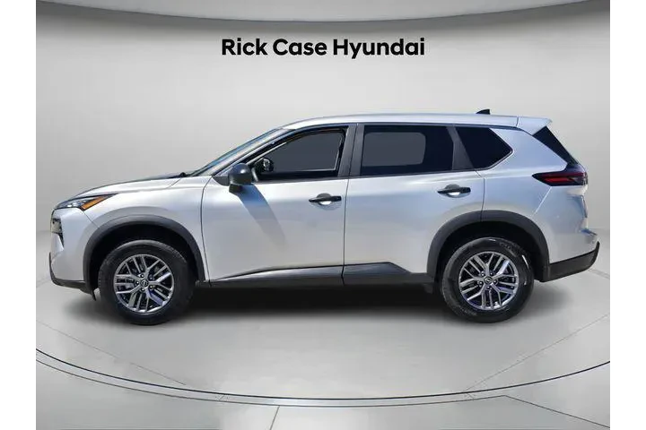 $17411 : Nissan Rogue 2024 AWD S 4dr image 3