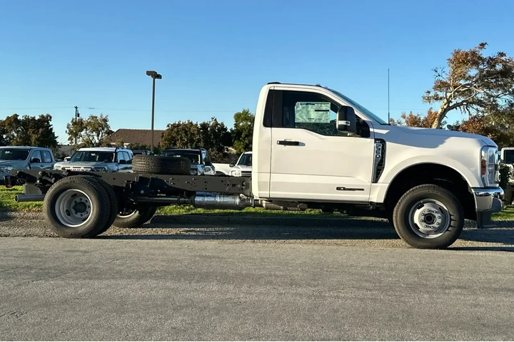 Ford F-350 Super Duty 2024 4 image 6