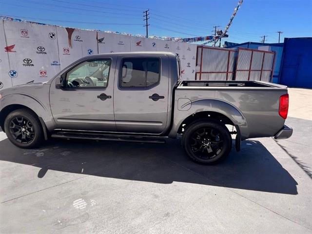 $17995 : Used 2020 Frontier Crew Cab 4 image 6