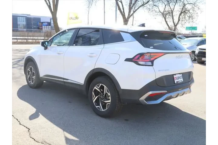 $23653 : Kia Sportage 2025 AWD LX 4dr image 6