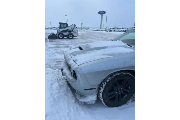 $25250 : Dodge Challenger 2019 AWD GT image 2