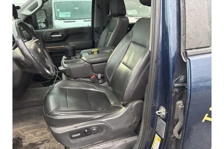 $34500 : Chevrolet Silverado 2500HD 2 image 4