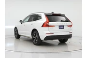 $26998 : Volvo XC60 2022 AWD B5 Momen thumbnail