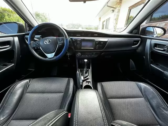 $8000 : COROLLA S PLUS -- 2016 image 10