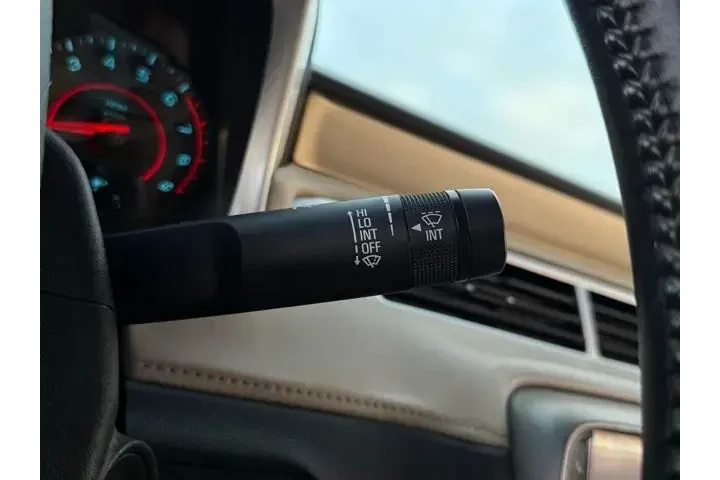 $25000 : Chevrolet Camaro 2013 SS 2dr image 10