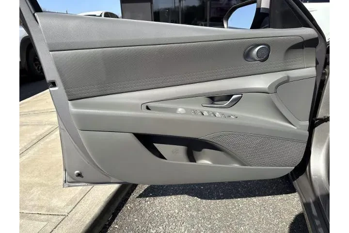 $16999 : Hyundai ELANTRA 2023 SE 4dr image 9