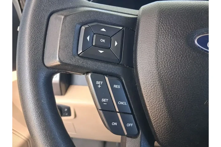 $27000 : Ford F-150 2018 4x2 XL 4dr S image 6