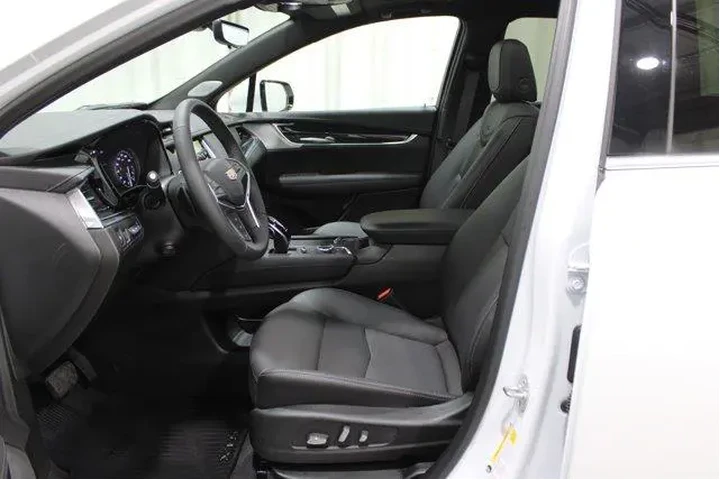 $39977 : Cadillac XT5 2024 4x4 Premiu image 3