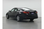 $21998 : Nissan Altima 2023 2.5 S 4dr thumbnail