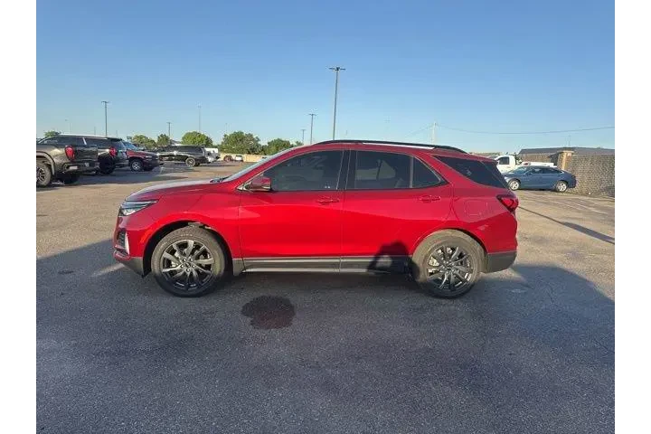 $26700 : Chevrolet Equinox 2022 4x4 R image 4