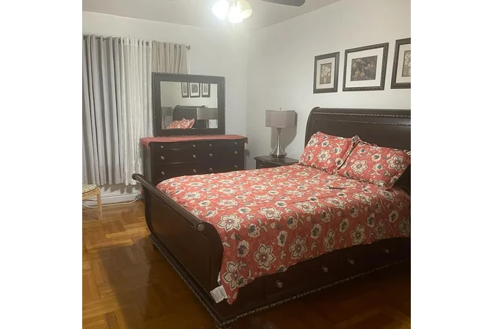 $300 : Rooms For Rent NY.121 image 4