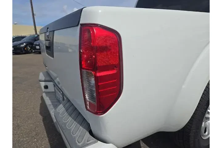 $15291 : Nissan Frontier 2017 4x2 S 4 image 10