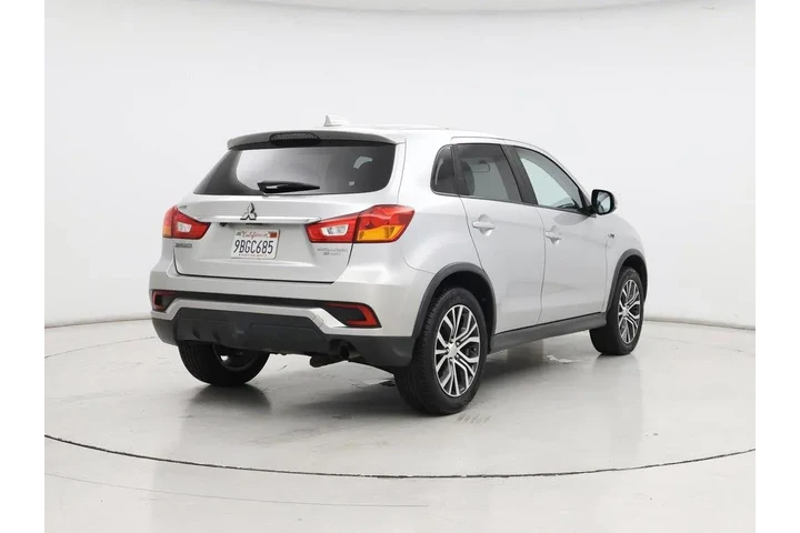 $15998 : Mitsubishi Outlander Sport 2 image 8