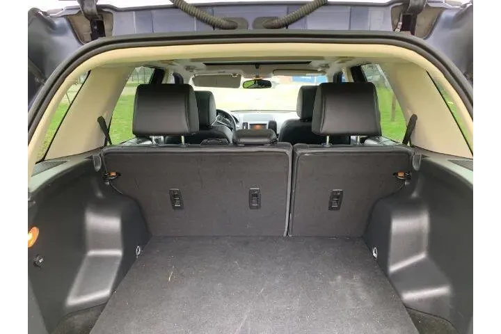 $12995 : 2015 Land Rover LR2 image 7