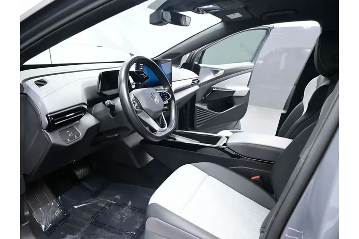 $17508 : Volkswagen ID.4 2023 Pro 4dr image 8