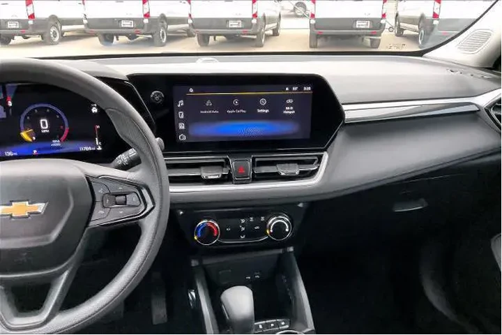 $23938 : Chevrolet Trailblazer 2024 L image 6