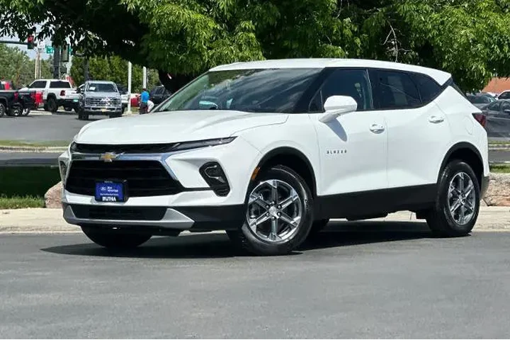 $29995 : Chevrolet Blazer 2025 AWD LT image 1