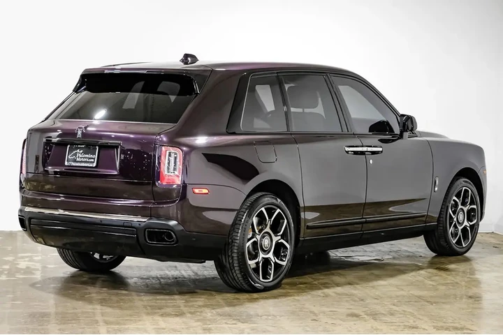 $359990 : 2023 Cullinan Black Badge image 8