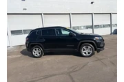 $26980 : Jeep Compass 2024 4x4 Latitu thumbnail