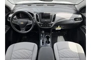 $18294 : Chevrolet Equinox 2020 4x4 L thumbnail