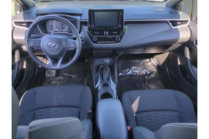 $24617 : Toyota Corolla Hatchback 202 image 10