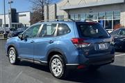 $25900 : PRE-OWNED 2021 SUBARU FORESTER thumbnail