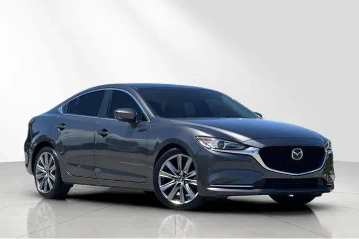 $19998 : Mazda Mazda6 2018 Grand Tour image 2