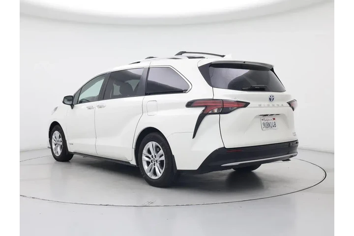 $39998 : Toyota Sienna 2021 Limited 7 image 2