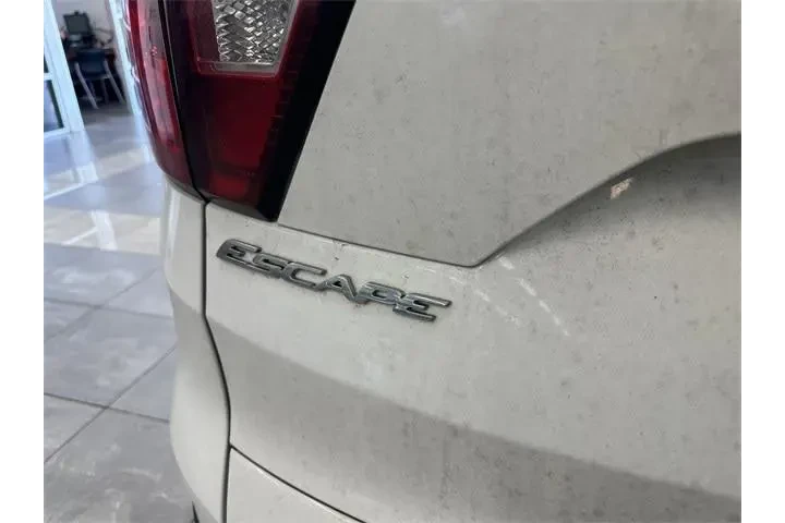 $11500 : Ford Escape 2019 AWD SE 4dr image 6