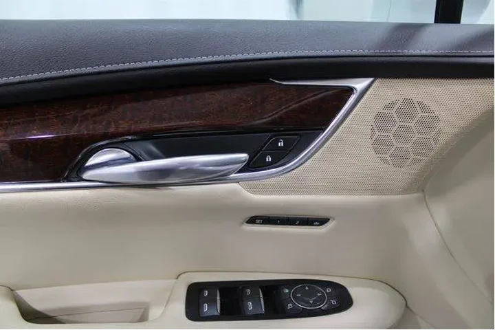 $19982 : Cadillac XT5 2017 Luxury 4dr image 8