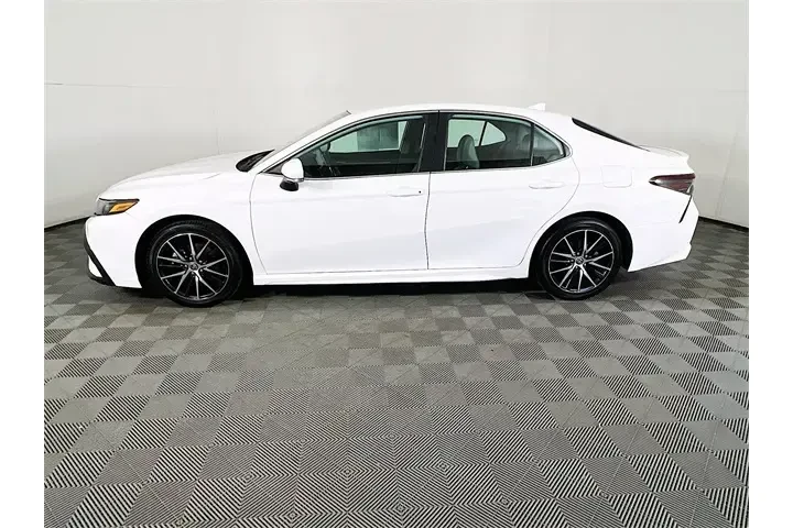 $23500 : Toyota Camry 2023 SE 4dr Sed image 4