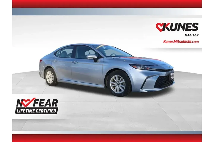 $24377 : Toyota Camry 2025 SE 4dr Sed image 1