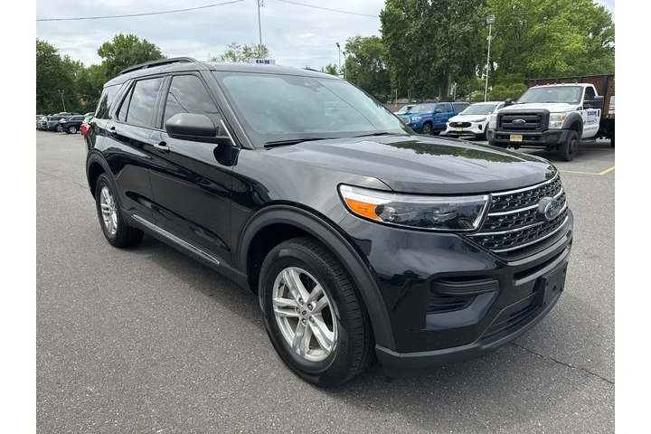 $31500 : Ford Explorer 2023 AWD XLT 4 image 3