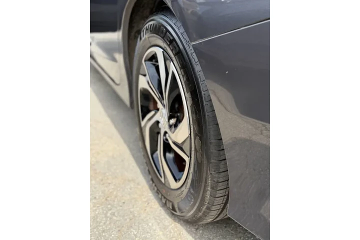 2016 Accord LX image 8