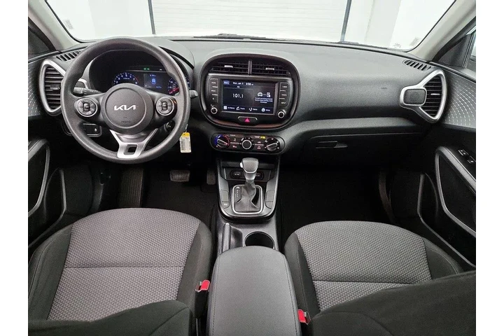 $15998 : Kia Soul 2022 LX 4dr Crossov image 9