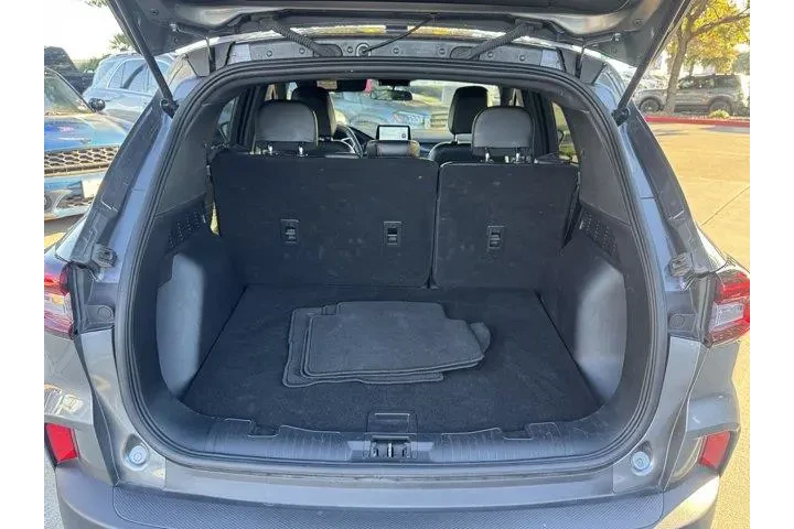 $28151 : Ford Escape 2025 AWD ST-Line image 8