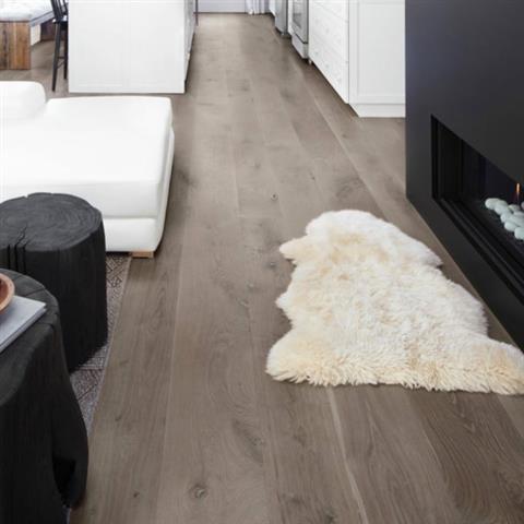 Flooring Montes image 4