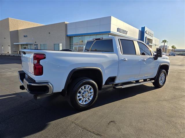 $54453 : Pre-Owned 2023 Silverado 2500 image 5