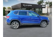 $17922 : Volkswagen Taos 2022 SE 4dr thumbnail