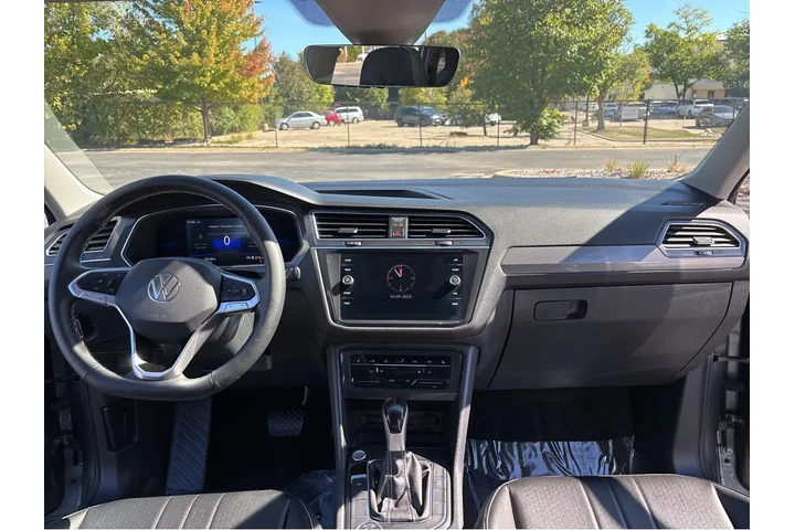 $25000 : 2022 Tiguan SE image 4